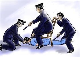 酷刑演示:电棍电击