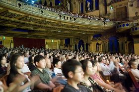 '二月十日，神韵国际艺术团在悉尼帝苑剧院的演出'