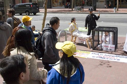 中共酷刑让民众震惊