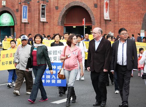 帕拉玛塔(Parramatta)市议员安德鲁•威尔逊（Andrew