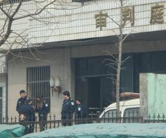 每次非法审判法轮功学员都到场的迁西国保大队警察