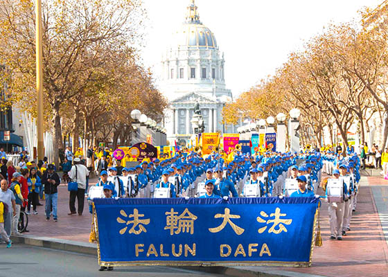 四千法轮功学员旧金山游行 华人支持