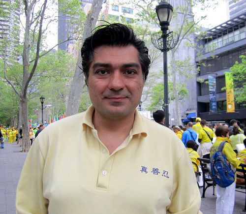 来自伊朗的艺术家、哲学家Soroush Moghadam