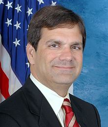 '图2：美国佛罗里达州联邦众议员古斯·比利拉基斯（Rep. Gus Bilirakis）为此次活动致声援信。'