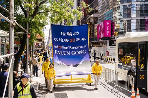 图14～19：呼吁停止迫害法轮功。