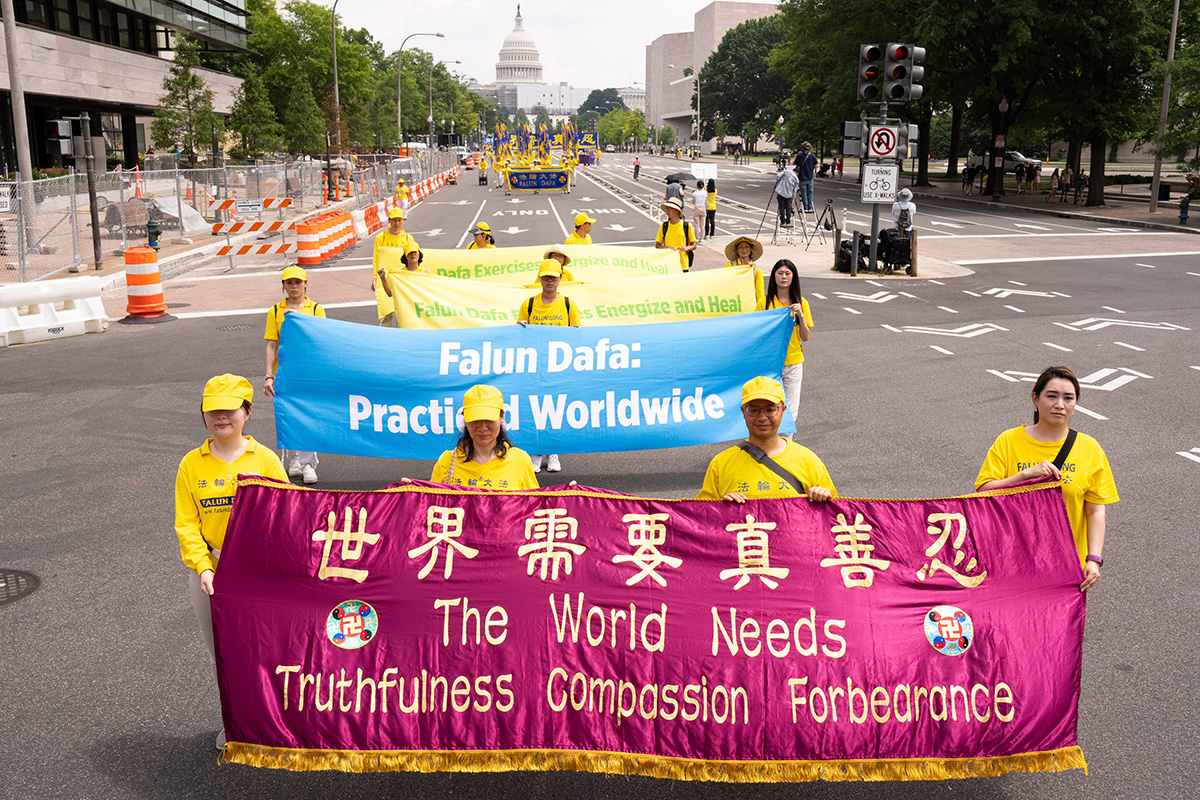 图1~19:二零二三年七月二十日,来自全美各地的部份法轮功学员齐聚美国首府华盛顿DC,举行720反迫害24周年大游行。