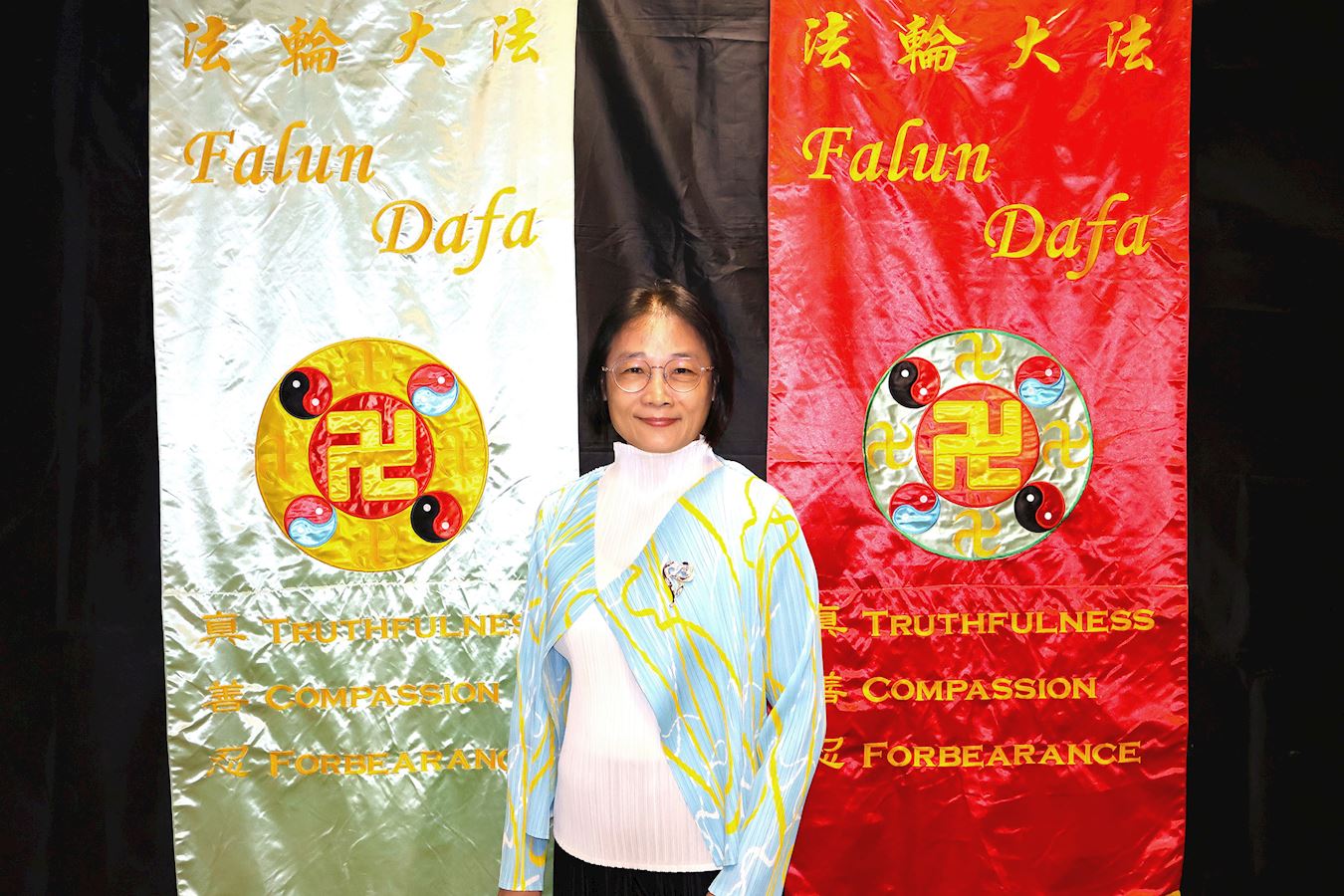 '图4:国际崇她社女性商业奖委员长秀俐'