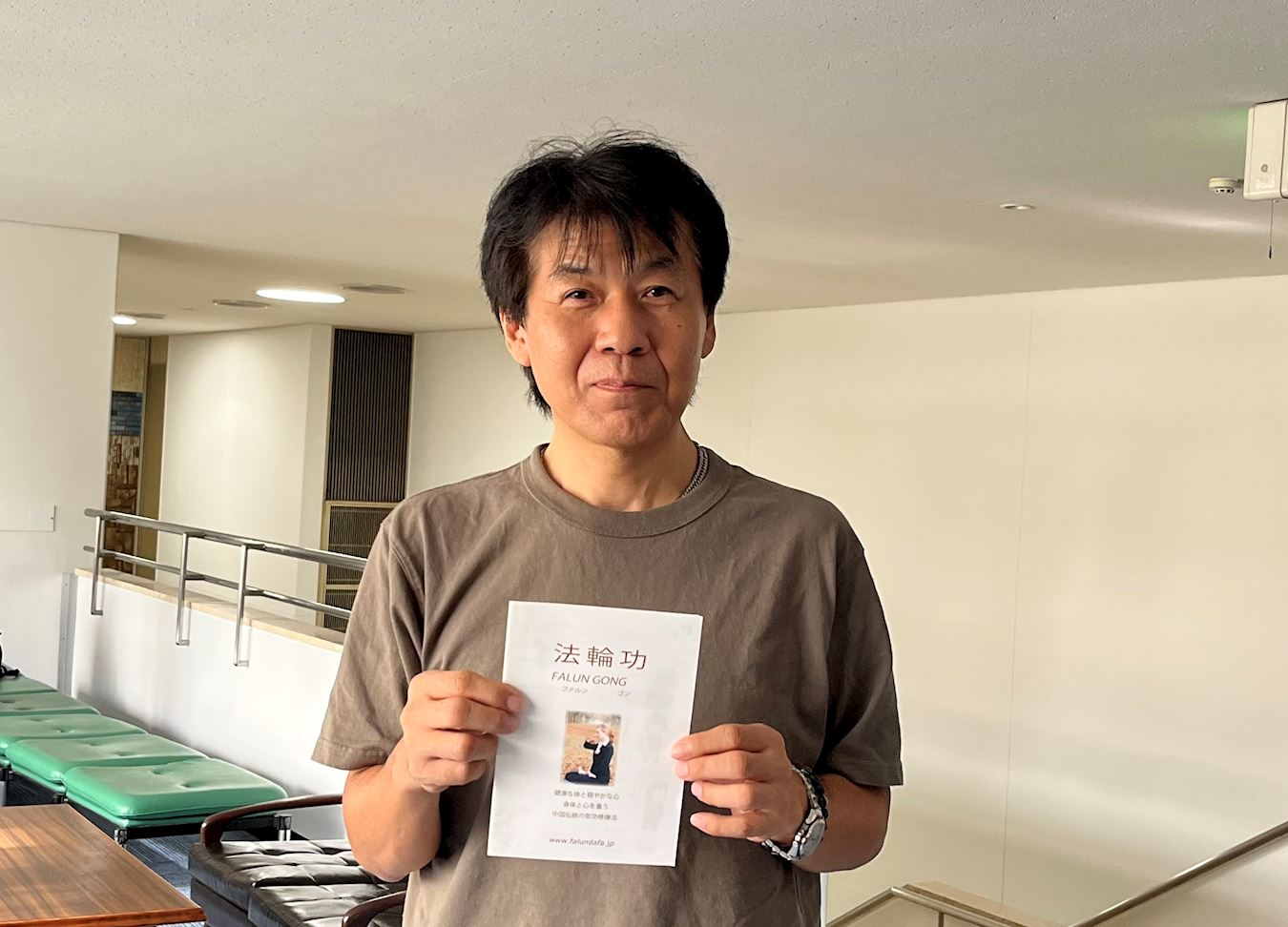 '图5:中先生说:真、善、忍的理念和中共的东西完全不一样,这就是遭受迫害的原因。'