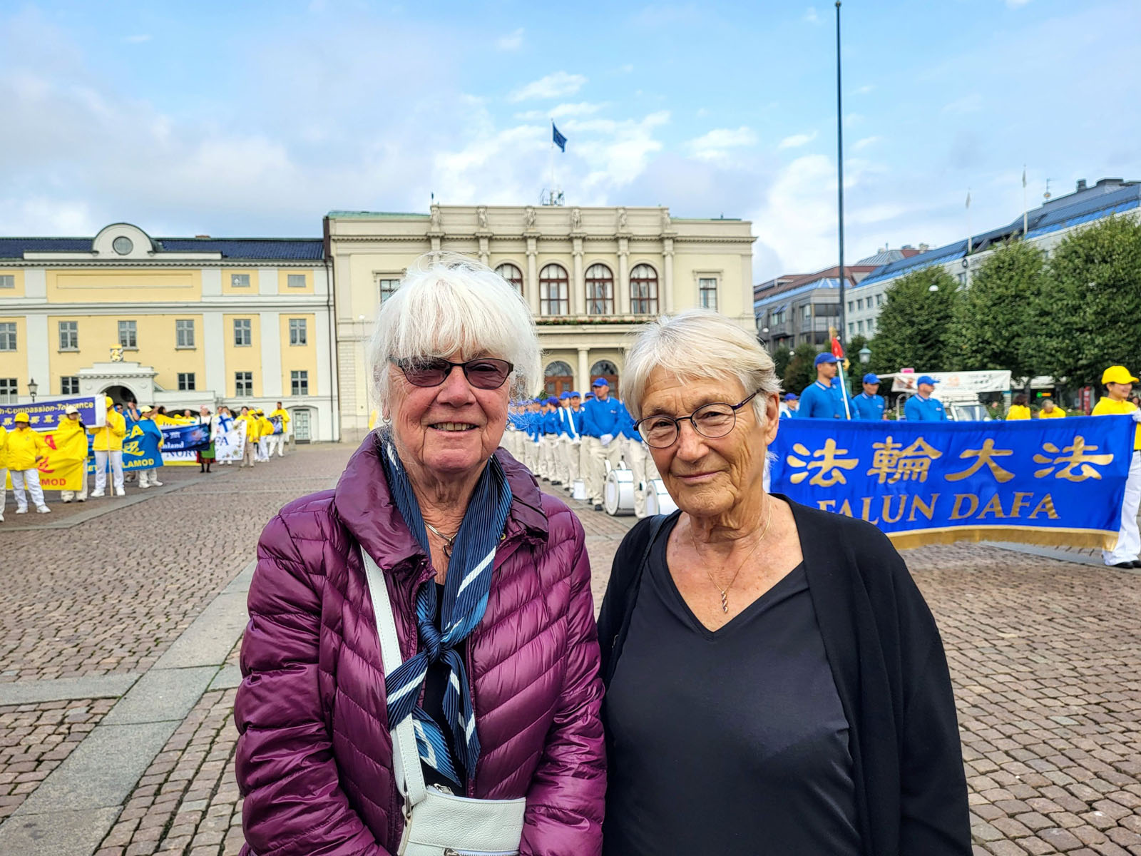 图9:八十岁的洛塔女士(左)和七十六岁的克里斯特尔(右)